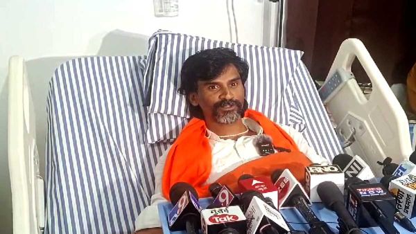 राज्यातील सर्व मुस्लिमांनाही ओबीसीतून आरक्षण द्या, मनोज जरांगे आक्रमक