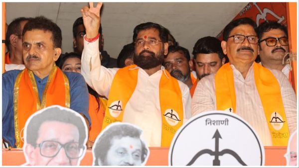 रवींद्र वायकरांना खासदारकीची शपथ देऊ नका: थेट लोकसभेच्या सरचिटणीसांकडे नोटीस