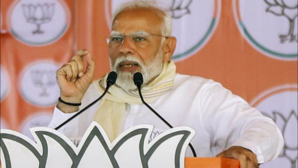 पंतप्रधान नरेंद्र मोदींनी घेतल्या ७ बैठका; १०० दिवसांचा आढावा