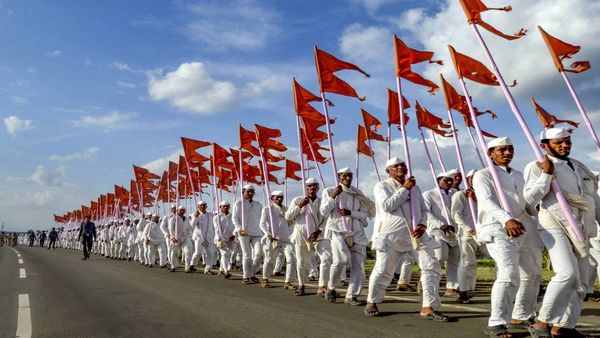 Ashadhi Ekadashi 2024 : एक तरी वारी अनुभवावी