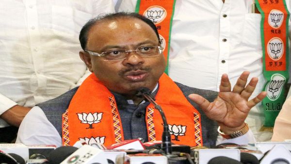 शरद पवार हे दंगली घडवायच्या भाषा करतायत,ते त्यांना करु नये- चंद्रशेखर बावनकुळे