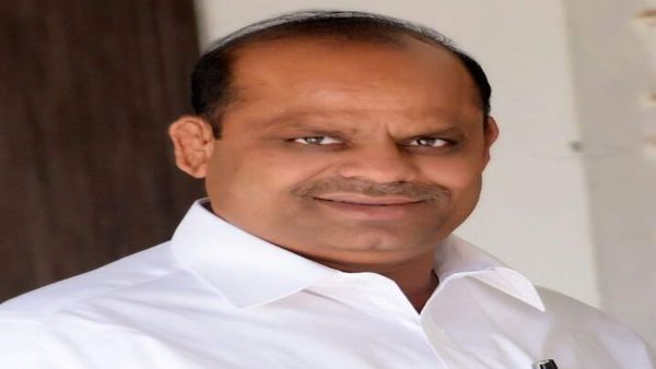 नाशिक शिक्षक मतदारसंघात ठाकरे गटाला धक्का, शिंदेंच्या उमेदवाराने मारली बाजी