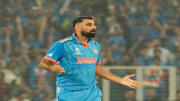 'काहीही चुकीचे नाही,' मोहम्मद शमीने सानिया मिर्झाशी लग्नाच्या अफवांवर सोडले मौन