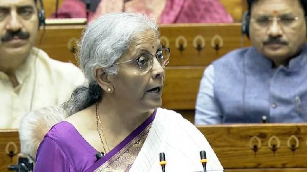 अर्थमंत्र्यांची मोठी घोषणा! तरुणांना पहिल्या नोकरीवर सरकार देणार 15 हजार रुपये!