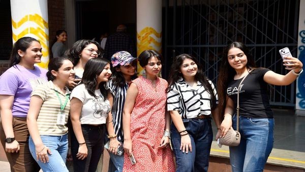 या' मुलींना मिळणार मोफत शिक्षण, राज्य सरकारने घेतला निर्णय