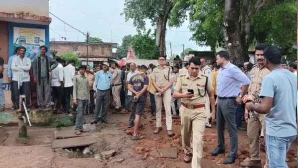 मध्य प्रदेश : लहान मुलांच्या अंगावर भिंत कोसळली, ढिगाऱ्याखाली दबल्यामुळे 9 निष्पापांचा मृत्यू
