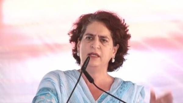 शेतकऱ्यांवर लाठीचार्ज झाला पण, एमएसपीची गॅरंटी मिळाली नाही; प्रियांका गांधींचा भाजपवर हल्लाबोल