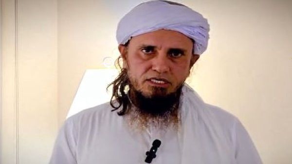 पाकिस्तानी मौलाना तारिक यांच्यावर कुराण आणि मुहम्मद पैगंबराचा अपमान केल्याचा आरोप