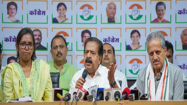 हा निकाल शंका घेण्यासारखाच, काँग्रेसने निकालावर दिली संपप्त प्रतिक्रिया