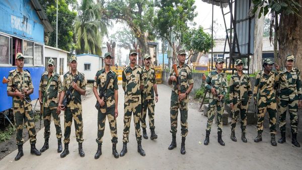 भारताला बांग्लादेशकडून धोका वाढला..? सिमावर्ती भागात सुरु आहे 'असं' काही...