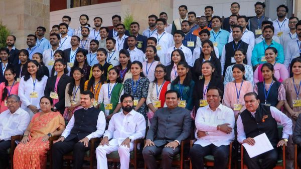 मविआचं टेन्शन वाढलं..? विधानसभा अध्यक्षपदासाठी 'या' नेत्याचं नाव चर्चेत