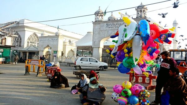 'त्या' आख्ख्या गावावरच वक्फ बोर्डाचा दावा; लातूर जिल्ह्यातील शेतकरी हवालदिल