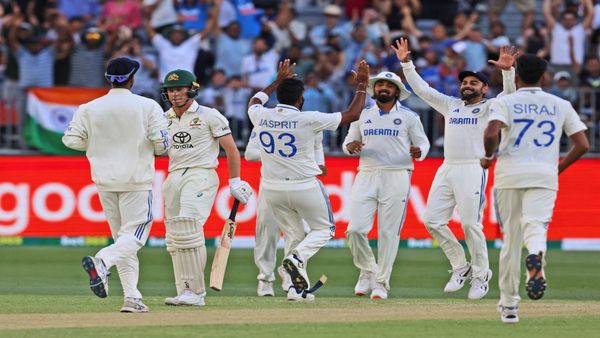 ऑस्ट्रेलियात भारतीय खेळाडूंसोबत घडलं असं काही, बीसीसीआयनं घेतला मोठा निर्णय