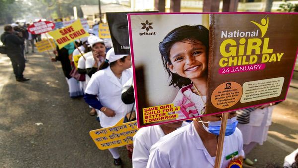 'राष्ट्रीय बालिका दिन' 24 जानेवारी रोजीच का साजरा केला जातो? घ्या जाणून