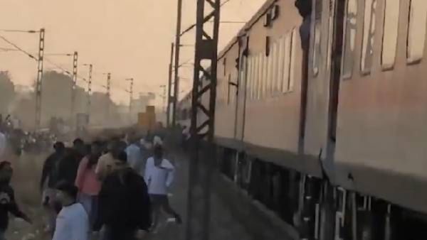 पुष्पक एक्स्प्रेसच्या प्रवाशांना कर्नाटक एक्स्प्रेसने कसं चिरडलं? प्रत्यक्षदर्शीने सांगितला तो थरार