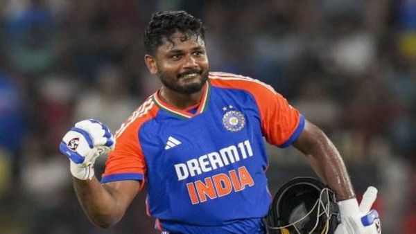 संजू सॅमसनने बीसीसीआयसोबत घेतला पंगा! आता आलं क्रिकेट करिअर धोक्यात?