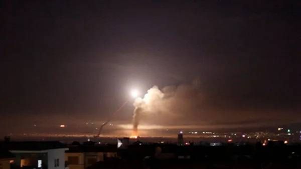 इस्रायलचा गाझामध्ये हमासच्या ठिकाणांवर हवाई हल्ला, 200 जणांचा मृत्यू