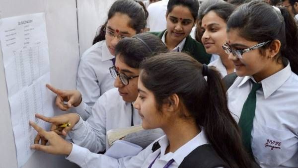 मोठी बातमी : आता CBSC 10 वी परिक्षेचा निकाल SMS वरही मिळणार? जाणून घ्या निकाल कसा तपासायचा?