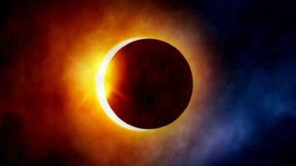 Surya Grahan 2025: वर्षातील दुसरे सूर्यग्रहण या दिवशी होणार, तारीख वेळ आणि सुतक काळ जाणून घ्या