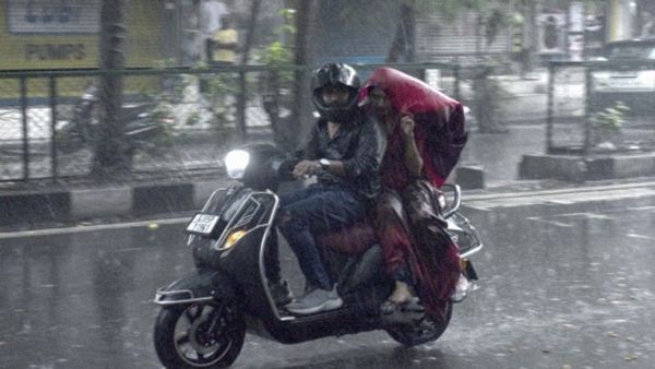 Pune Rain Alert: पुण्यात मुसळधार पावसाचा जोर; खडकवासला धरणातून पहिल्यांदाच 2000 क्युसेक्स विसर्ग