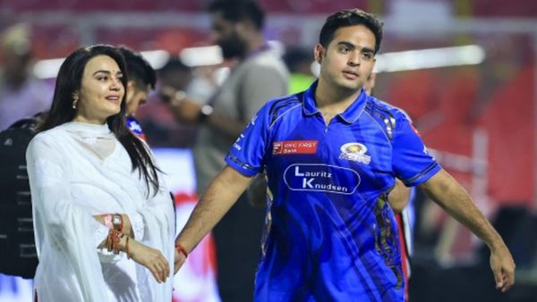 सामना जिंकला तरी फायदाच, हरला तरीही कमाई जोरात! नीता अंबानी आणि प्रीती झिंटा IPL मधून किती कमावतात?