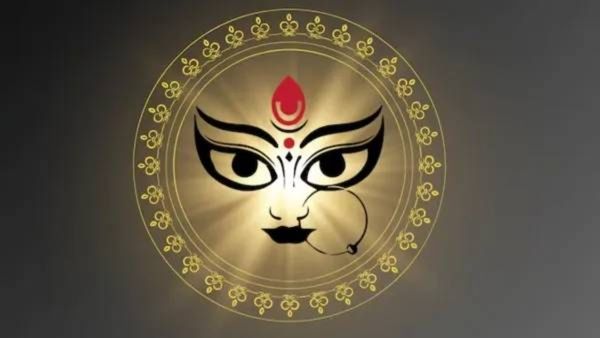Shardiya Navratri 2025 wishes messages marathi : नवरात्रीसाठी 'या' मराठमोळ्या शुभेच्छा-कोट! शेअर करा