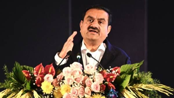 'भारत आता तंत्रज्ञानाचा वापरकर्ता नव्हे तर निर्माता बनेल!' बारामतीत अदानींनी फुंकले AIचे रणशिंग!