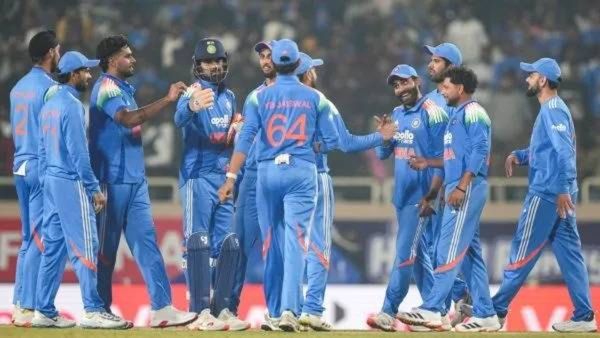Team India Squad: न्यूझीलंडविरुद्धच्या वनडे मालिकेसाठी भारतीय संघ जाहीर; 'या' स्टार गोलंदाजाला डच्चू