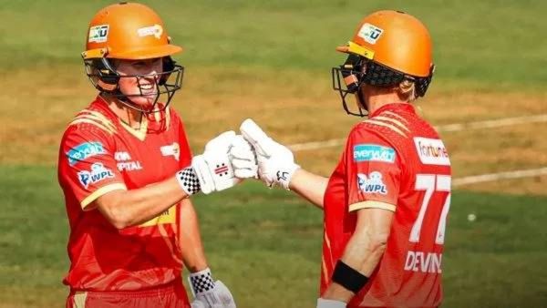 WPL Giants vs Warriorz : 400+ धावांचा पाऊस! गुजरातचा यूपी वॉरियर्सवर अटीतटीच्या लढतीत विजय