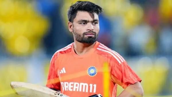 रिंकू सिंह वादाच्या भोवऱ्यात! हिंदू संघटना आक्रमक; अलिगडमध्ये गुन्हा दाखल, नेमकं काय घडलं?