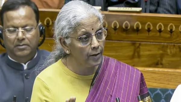 Budget 2026: छोट्या शहरांच्या विकासासाठी 'बुस्टर डोस'; दरवर्षी इतक्या कोटींची तरतूद,जाणून घ्या फायदा