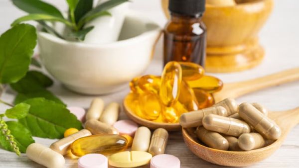 'नैसर्गिक' पूरक आहार ठरू शकतात लिव्हर-किडनीसाठी घातक; 'हे' 7 सप्लिमेंट्स घेण्यापूर्वी सावधान! 