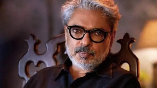 दिग्दर्शक संजय लीला भन्साळी यांना हृदयविकाराचा झटका; वाढदिवसाच्या रात्रीच रुग्णालयात दाखल 