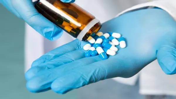 ITT Bombay : काही अँटीबायोटिक्स यकृतासाठी घातक का ठरतात? IIT मुंबईच्या संशोधनातून धक्कादायक खुलासा