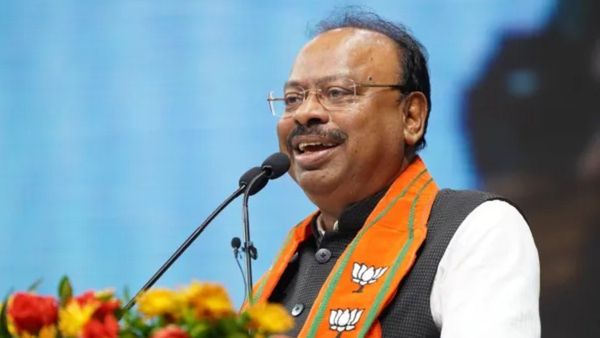 45 वर्षांचा वनवास संपला! धरणग्रस्तांच्या जमिनीचा प्रश्न मार्गी; महसूलमंत्र्यांची विधानसभेत घोषणा! 