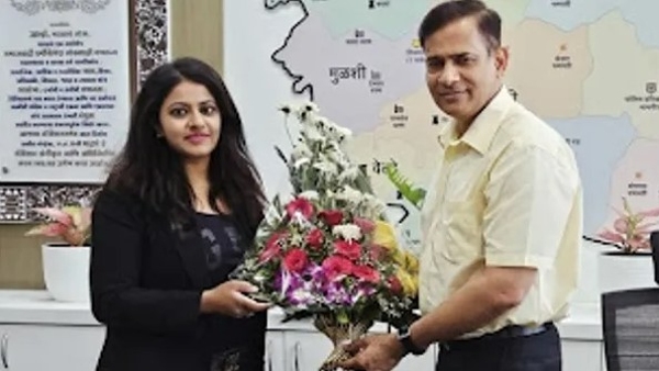 pooja khedkar suhas diwase