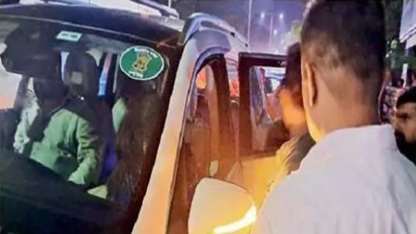 stones pelted on mla sanjay shirsats car