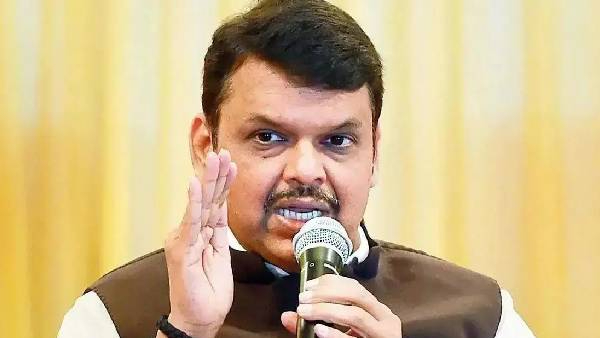 devendra fadnvis on anil deshmukh over hundred crore bribe recovery case