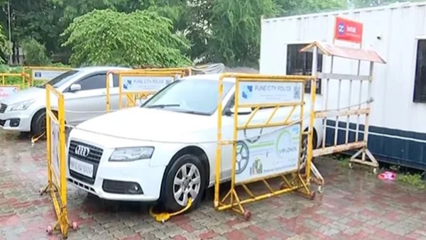 Pooja Khedkar car Pooja Khedkar car