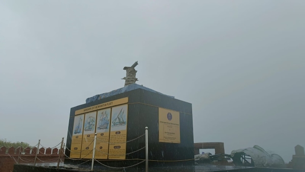 chatrapati shivaji maharaj statue