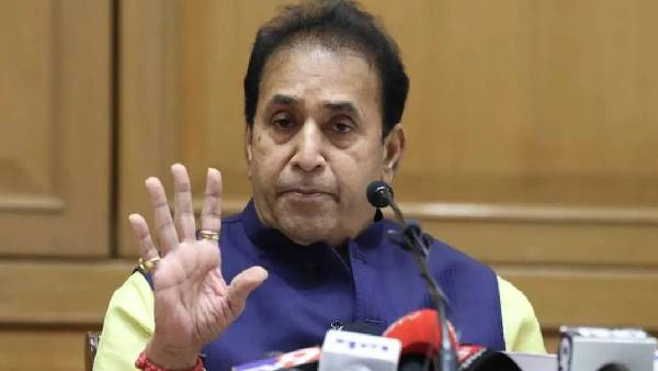 BJP rejects Anil Deshmukh s allegations Anil Deshmukh vs Devendra Fadnavis Rs 100 crore recovery case