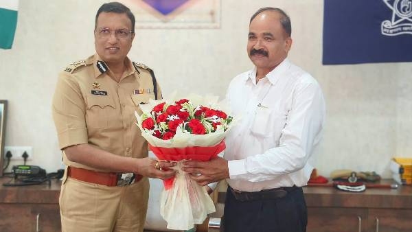 Independence 2024 Presidential Medal to Maharashtra IPS Chiranjeev Prasad  Rajendra Dahale