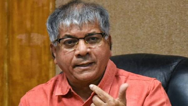 Prakash Ambedkar admitted to hospital in Pune