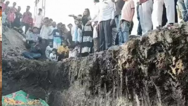 Farmer Family Lucky Car Funeral