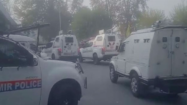 J-K Terrorists hurl grenade