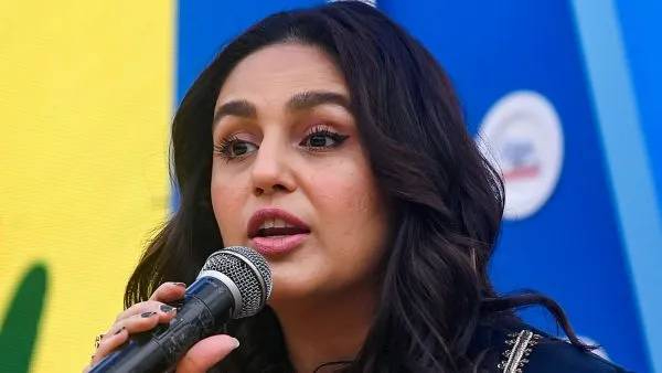 Bollywood actress top huma qureshis cousin brother murdered Bollywood actress top huma qureshis cousin brother murdered