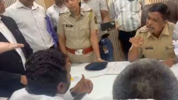 Rohit Pawar protest Mumbai Rohit Pawar protest Mumbai