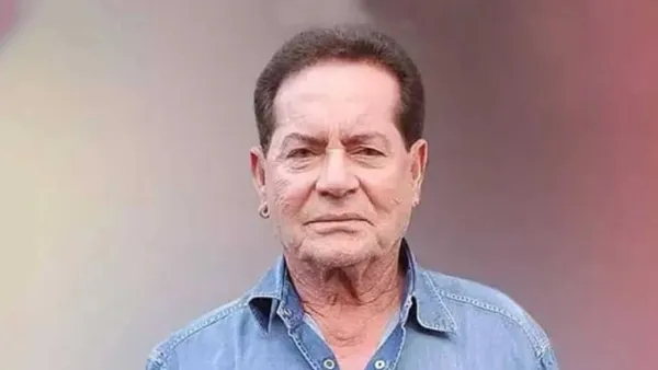 Salman Khan father Salim Khan on Ventilator Again