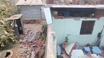 ଦୁର୍ବୃତ୍ତର ବୋମାମାଡ଼ରେ ଭାଙ୍ଗିଲା ଘର, ଅଳ୍ପକେ ବର୍ତ୍ତିଲେ ୩ ସଦସ୍ୟ