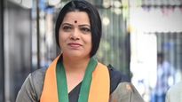  ମୁମ୍ବାଇର ନୂଆ ମେୟର ଭାବେ ରିତୁ ତାୱଡେ ନିନ୍ଦ୍ୱନ୍ଦରେ ନିର୍ବାଚିତ